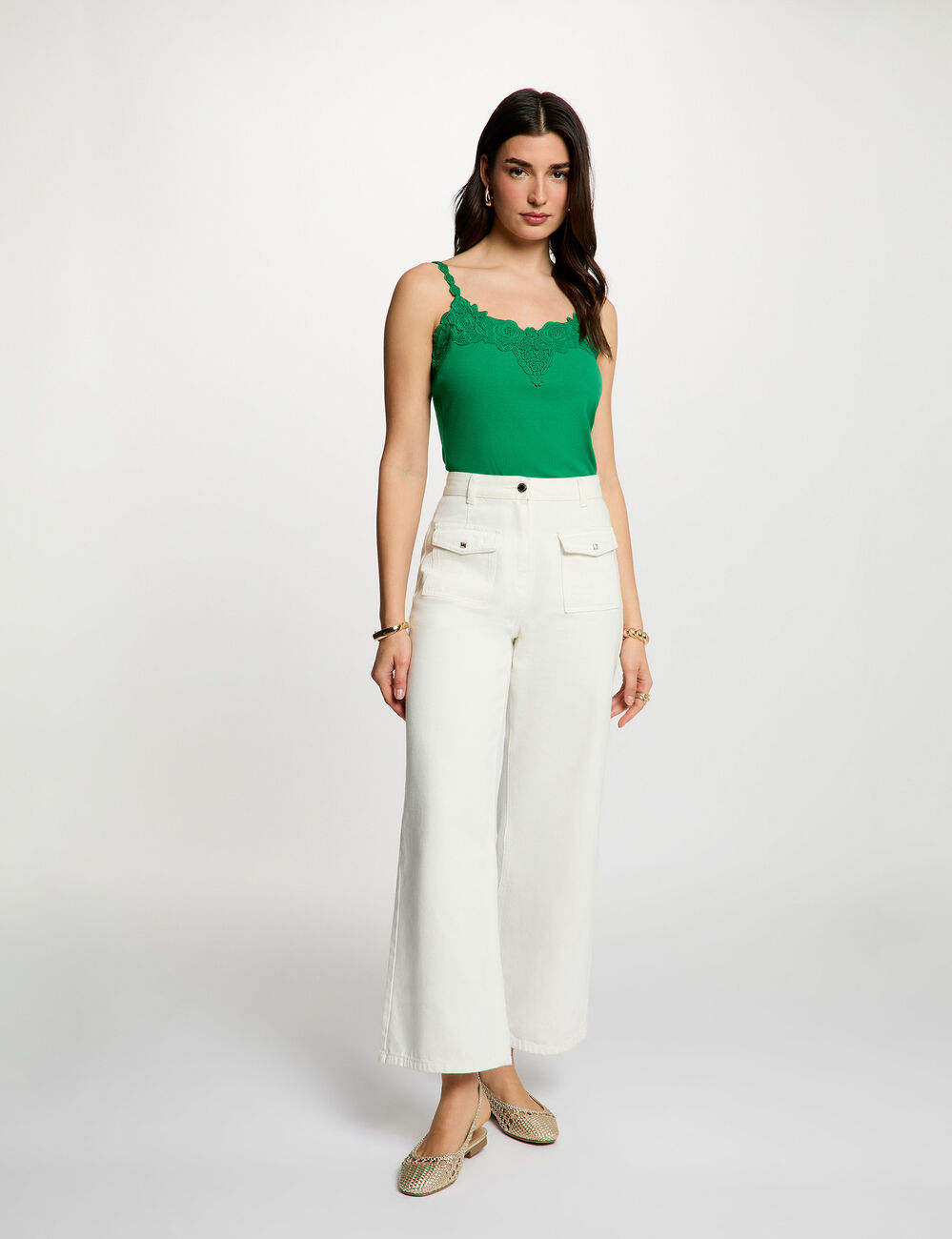 D&eacute;bardeur dentelle encolure carr&eacute;e vert prairie femme