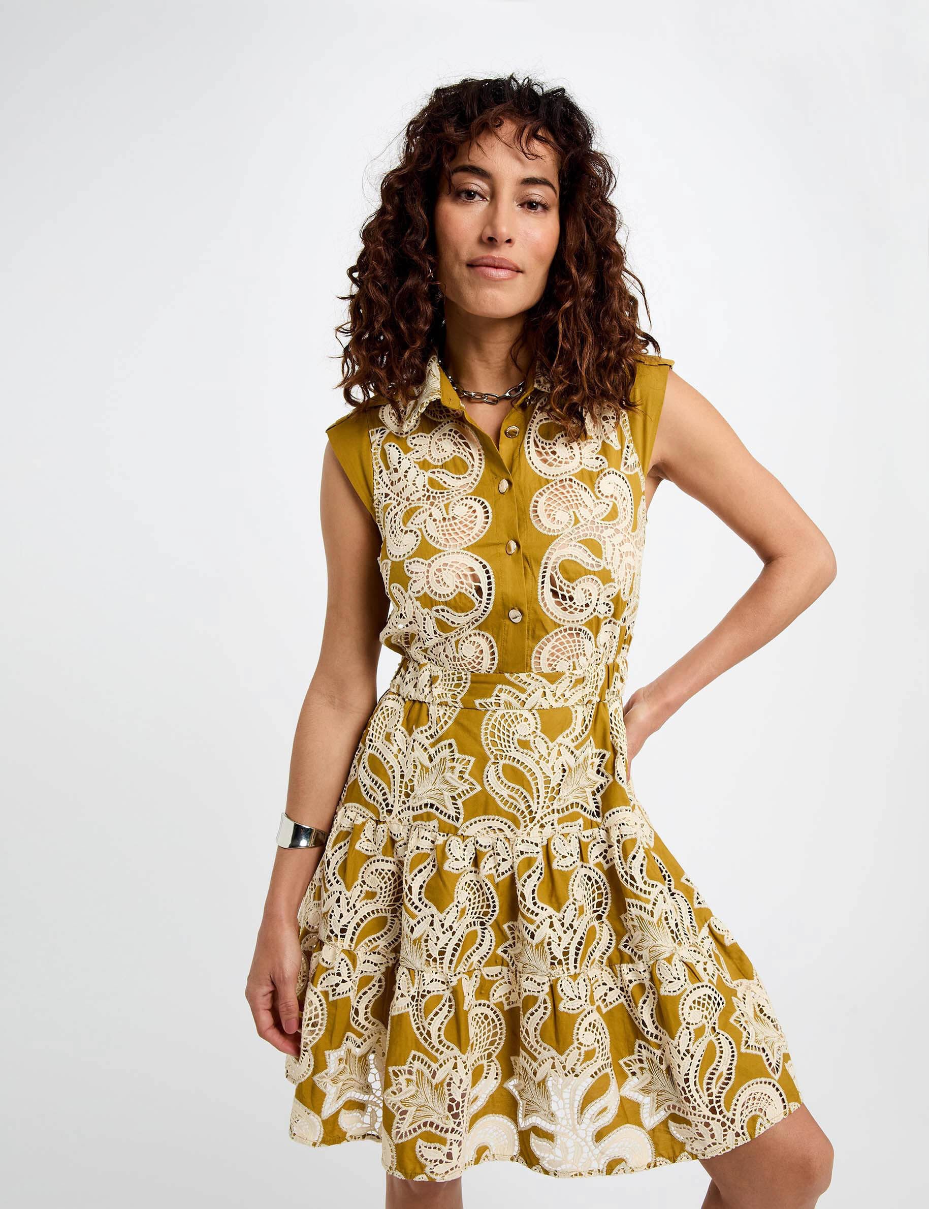 Robe trapèze brodée femme