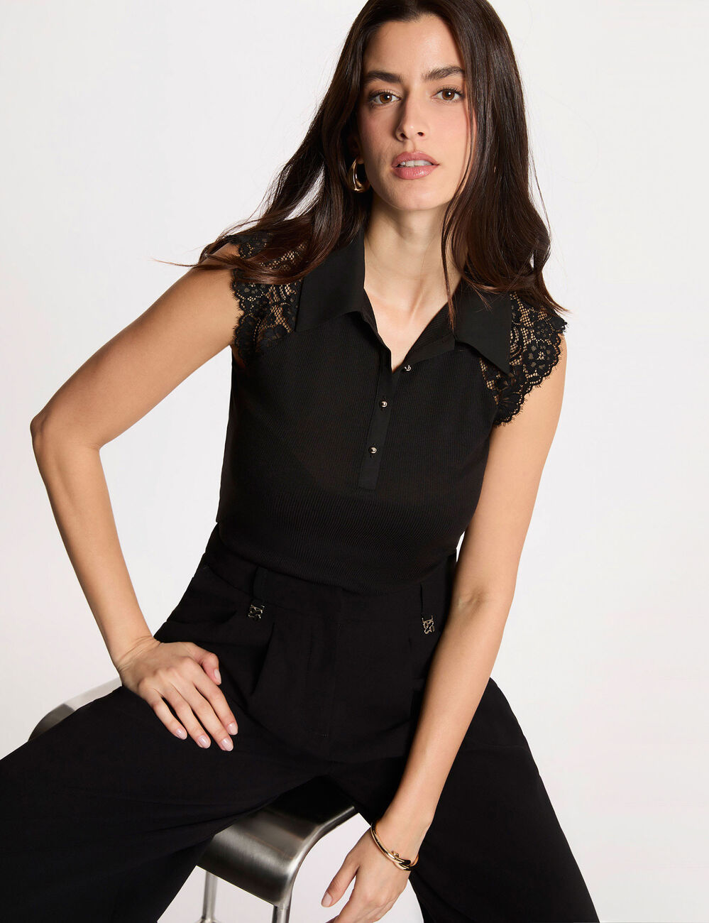 T-shirt dentelle col revers noir femme