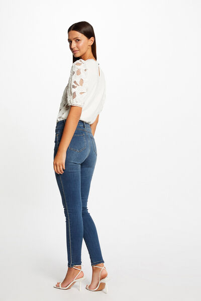 T-shirt manches courtes à détails brodés ecru femme