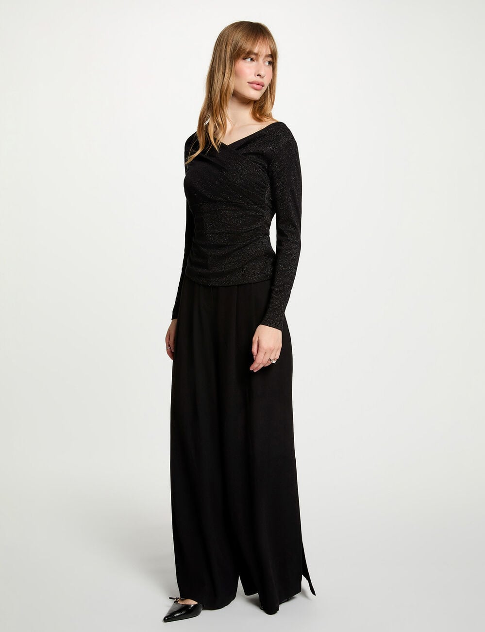 Maille d&eacute;collet&eacute; manches longues noir femme