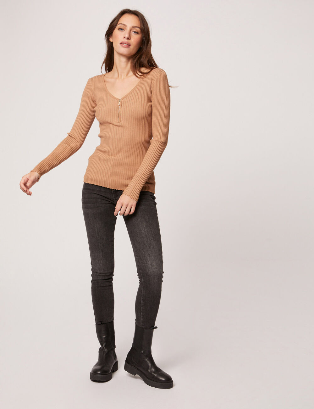 Pull manches longues tricotage en c&ocirc;te camel femme