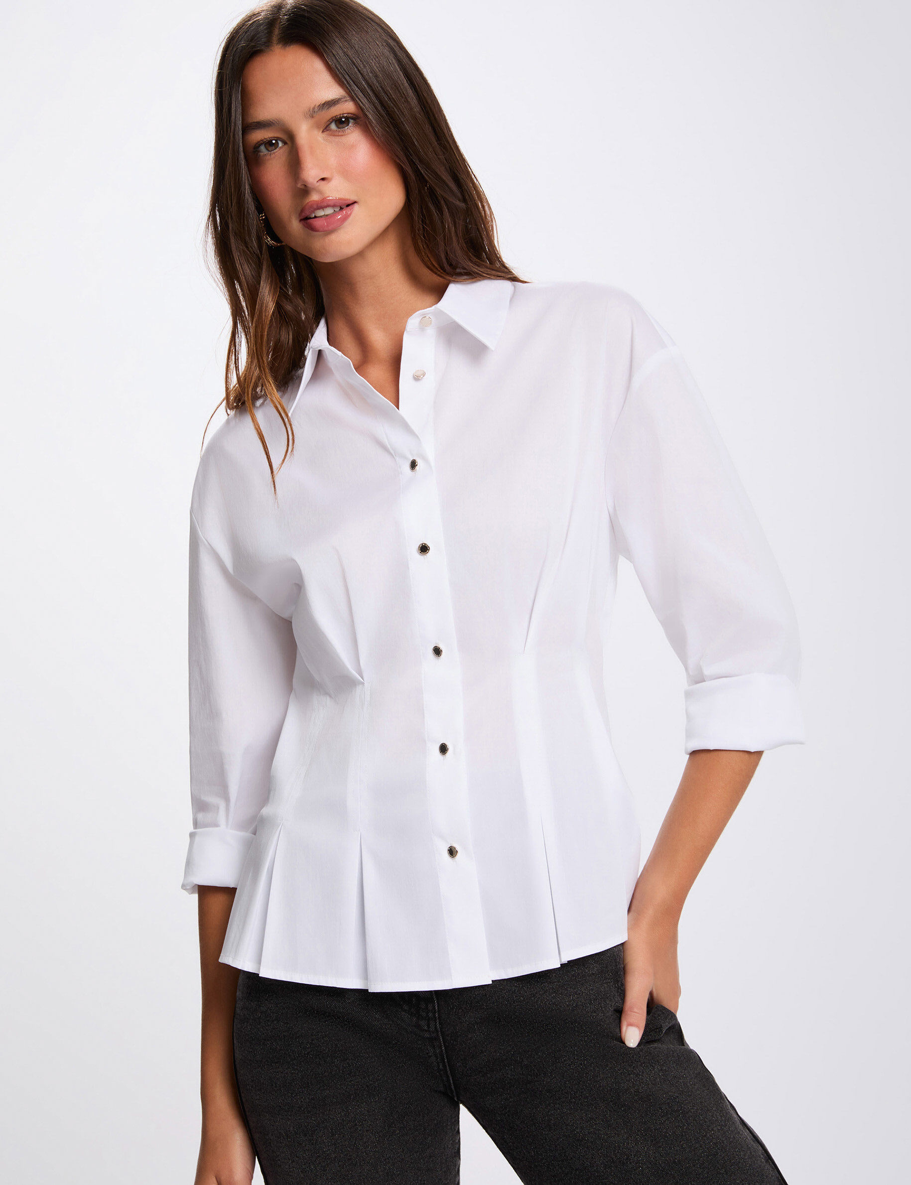 Chemise cintrée col à revers femme