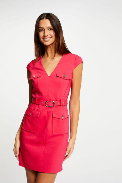 Robe ajustée ceinturée avec col en V framboise femme