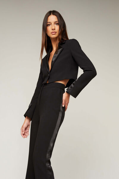 Veste courte smocking col satin noir femme