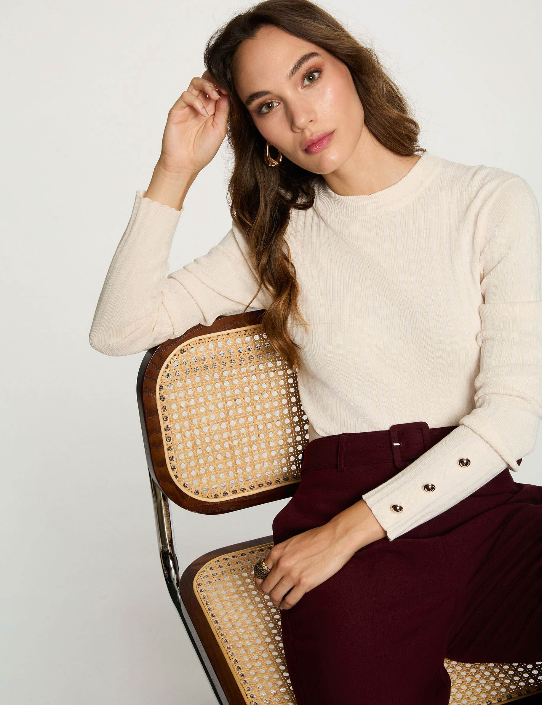 Pull ajusté col cheminée femme