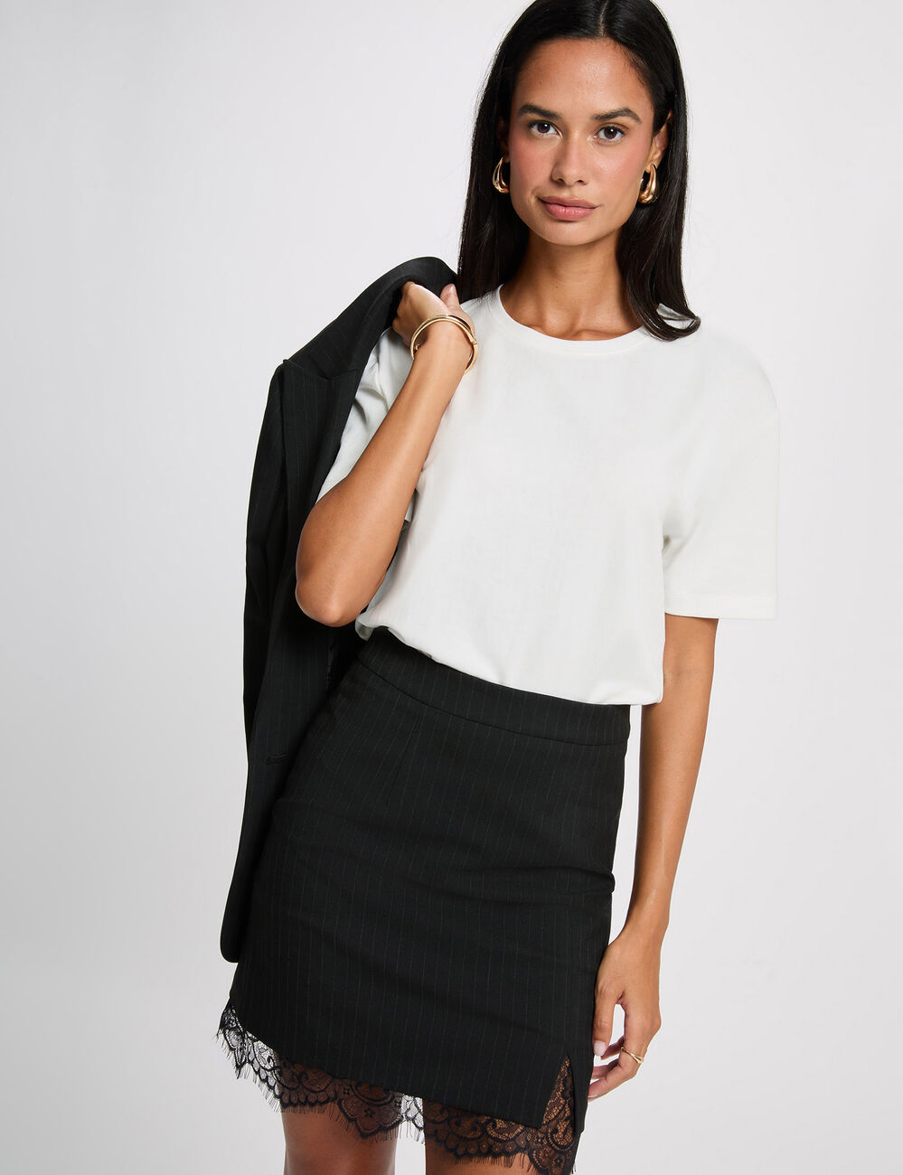 Jupe dentelle ray&eacute;e noir femme