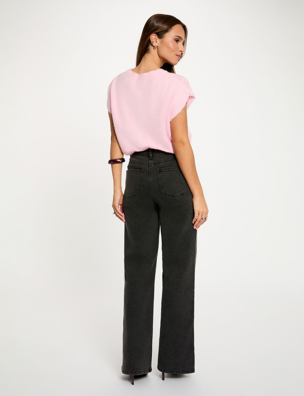 Pull sans manches ajour&eacute; rose femme