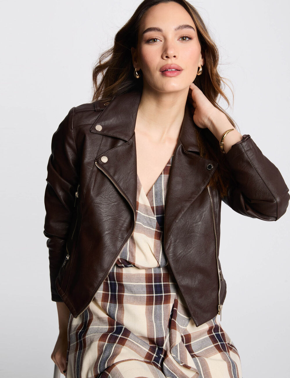 Blouson droit avec col crant&eacute; &agrave; revers marron fonc&eacute; femme