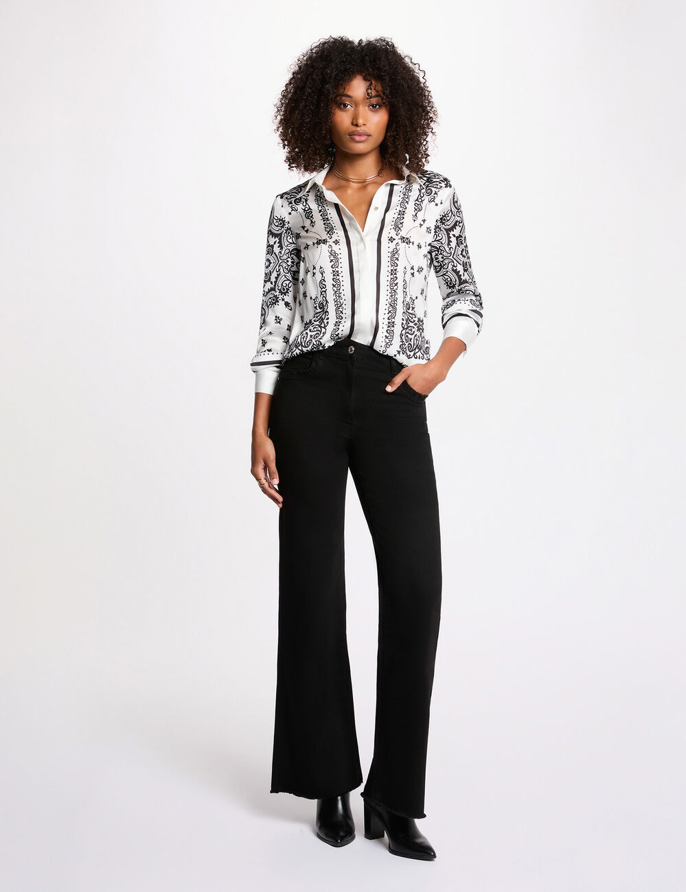 Chemise fluide imprim&eacute;e blanc femme