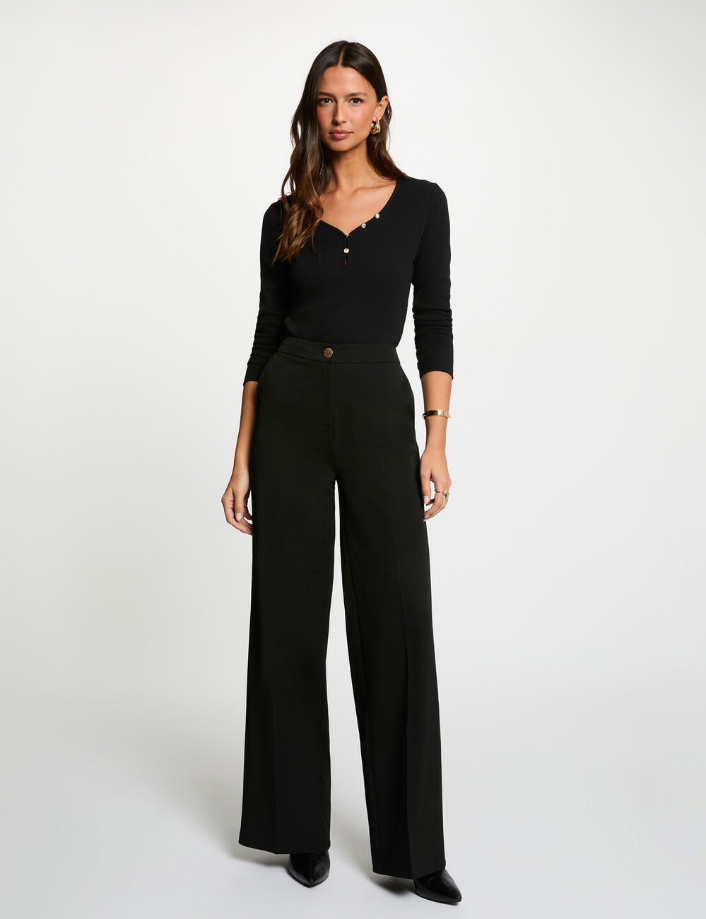 T-shirt col coeur boutonn&eacute; noir femme