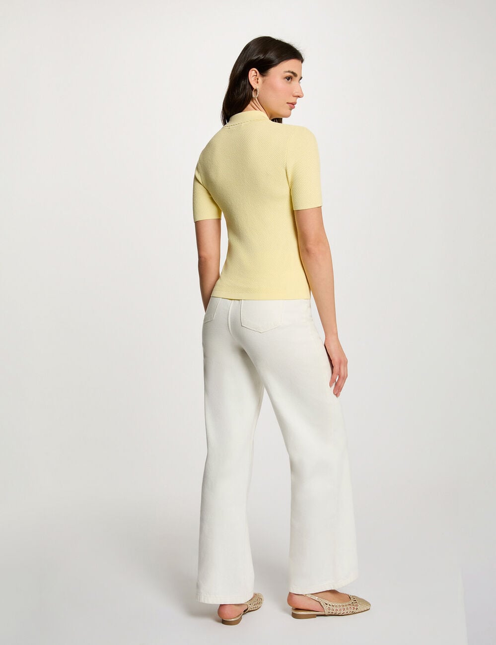 Pull ajust&eacute; col &agrave; revers jaune pastel femme