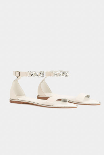 Sandales plates avec chaîne beige femme