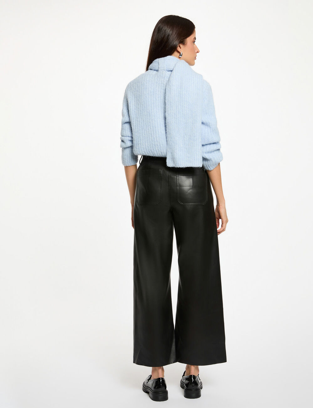 Pull col &eacute;charpe bleu ciel femme