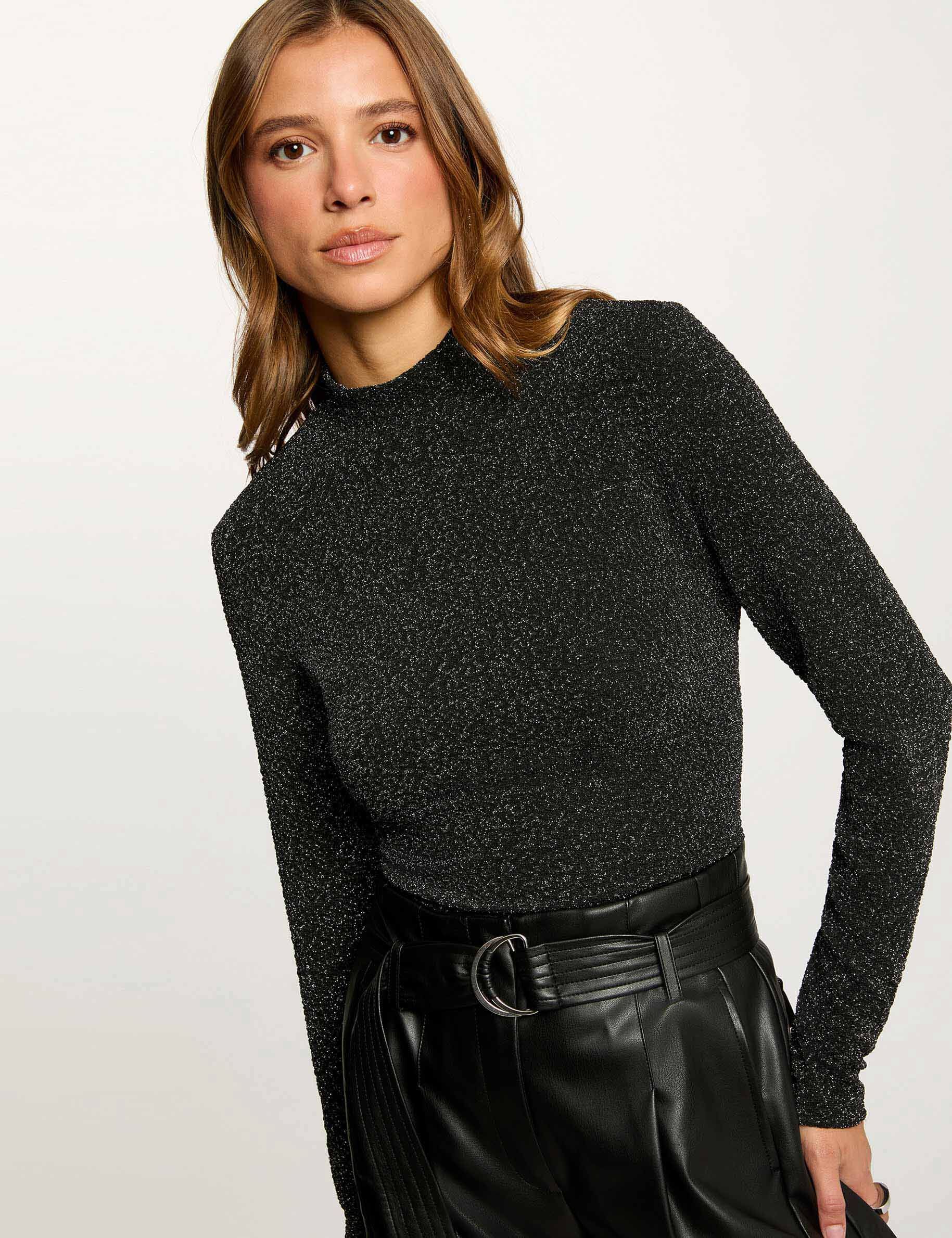 T shirt court col montant couleur femme