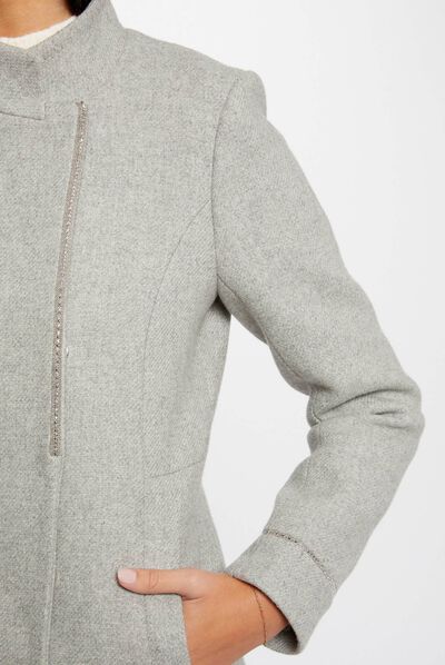 Manteau cintré avec détails bijoux gris clair femme