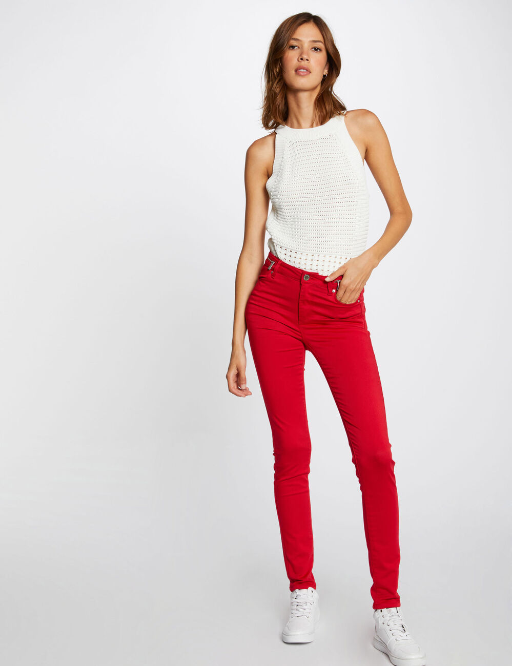 Pantalon slim &agrave; d&eacute;tails zipp&eacute;s rouge femme