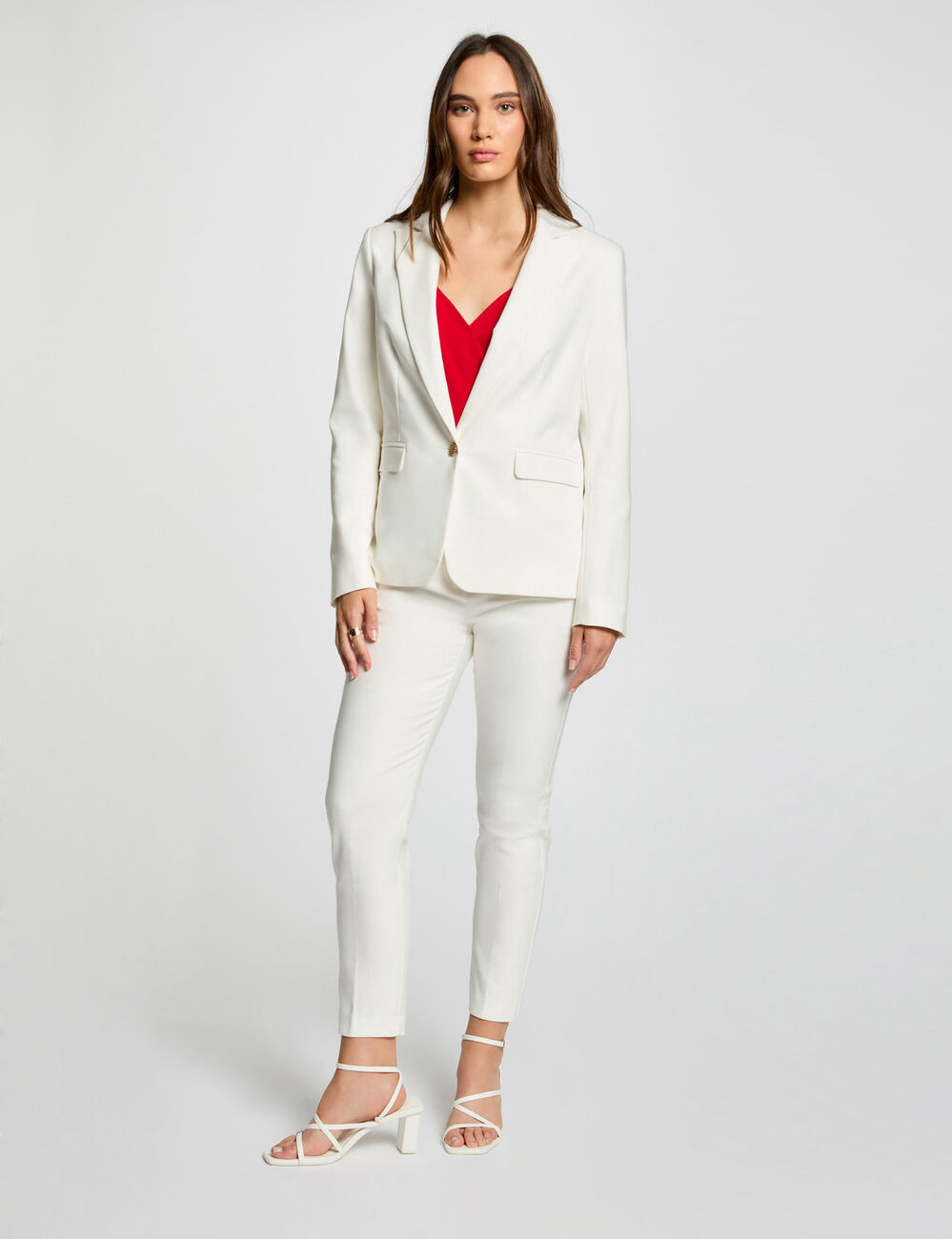 Veste tailleur droite boutonn&eacute;e ecru femme