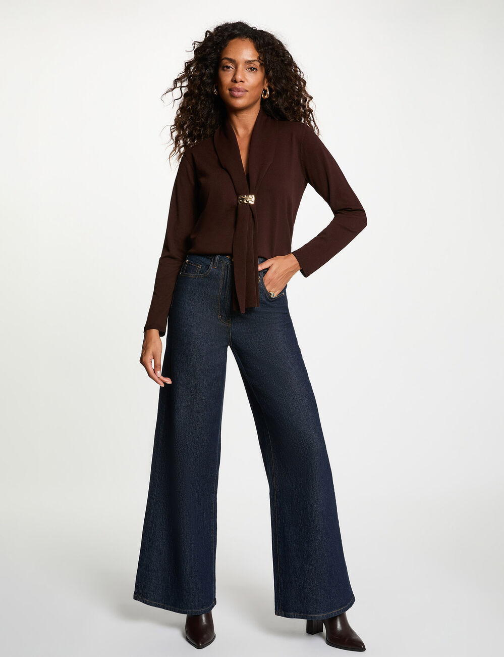 Pull col ch&acirc;le marron fonc&eacute; femme