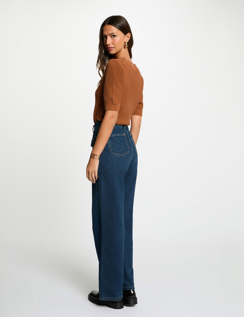 Gilet ajust&eacute; col v camel femme