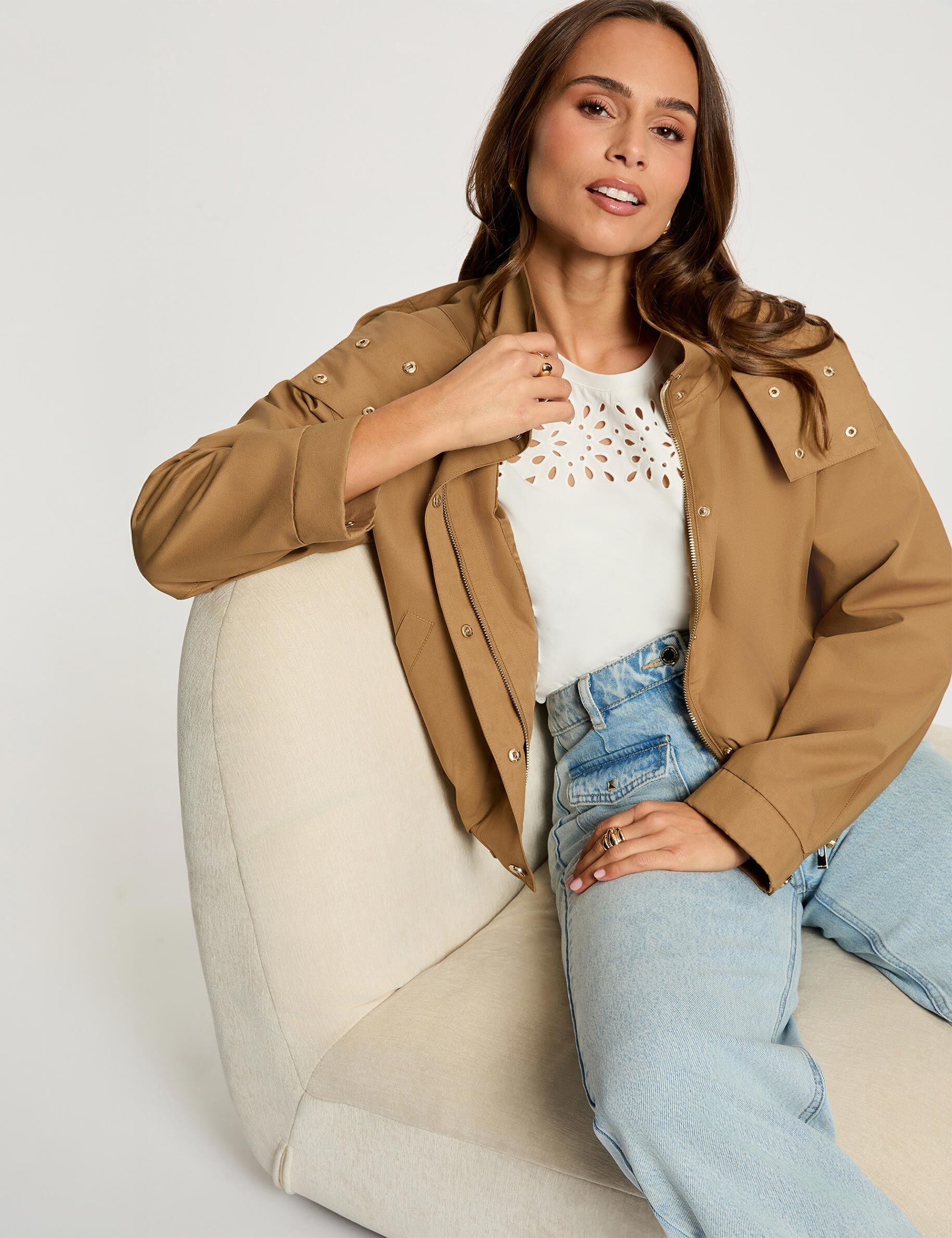 Blouson court col montant camel femme