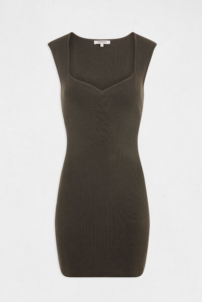 Robe pull ajustée encolure coeur vert kaki femme