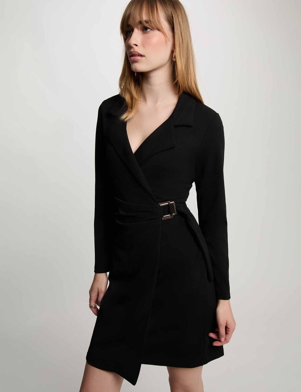 Robe cr&ecirc;pe col &agrave; revers noir femme