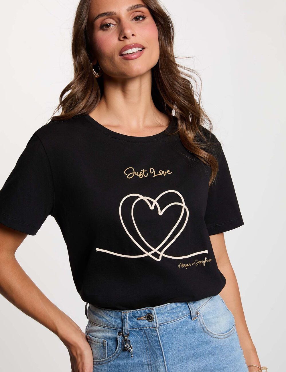 T-shirt brod&eacute; noir femme