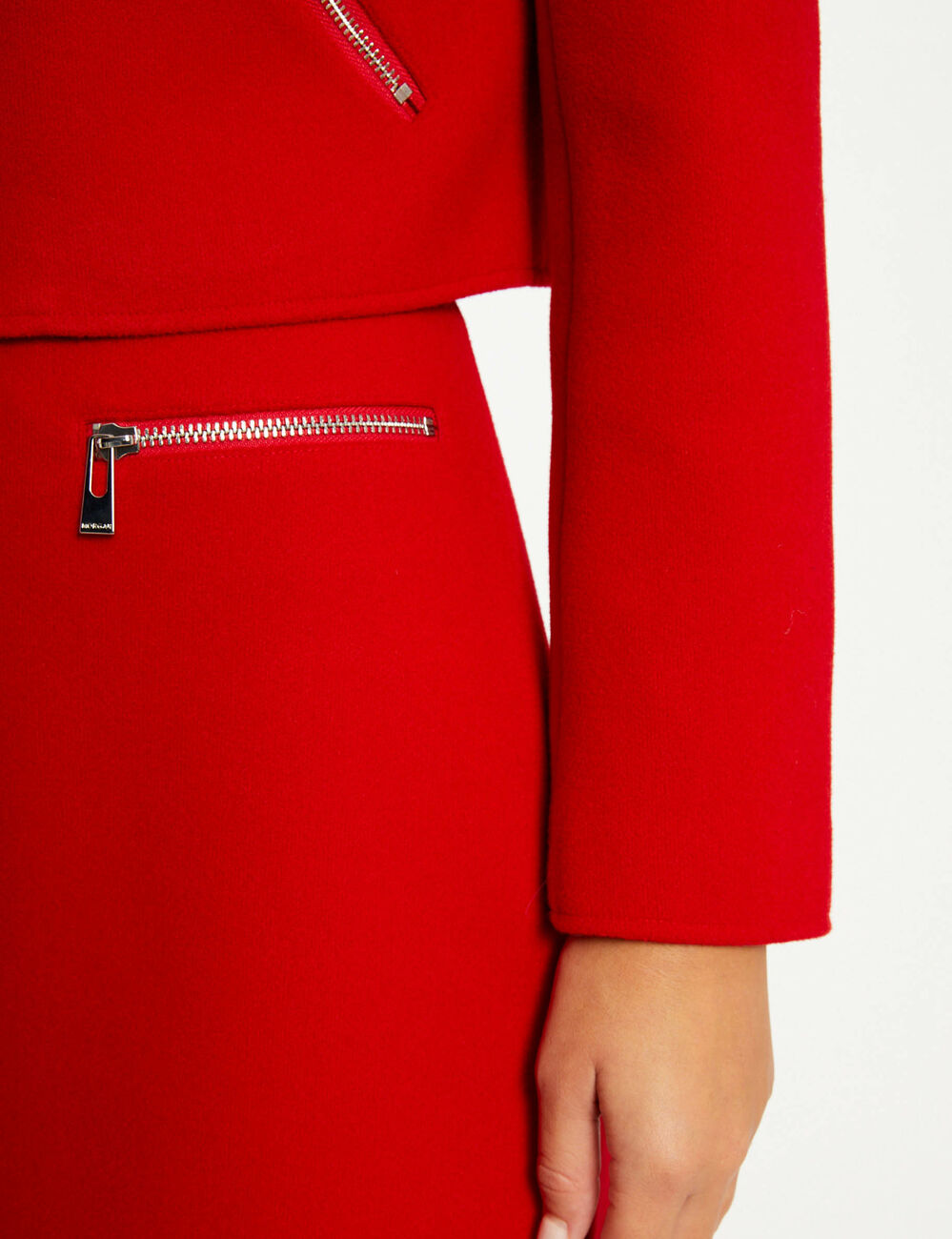 Jupe droite zipp&eacute;e rouge femme