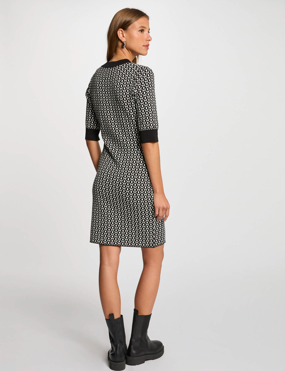 Robe tricot ajust&eacute;e imprim&eacute;e noir femme