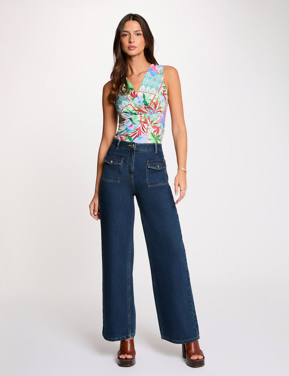 T-shirt ajust&eacute; sans manches multicolore femme