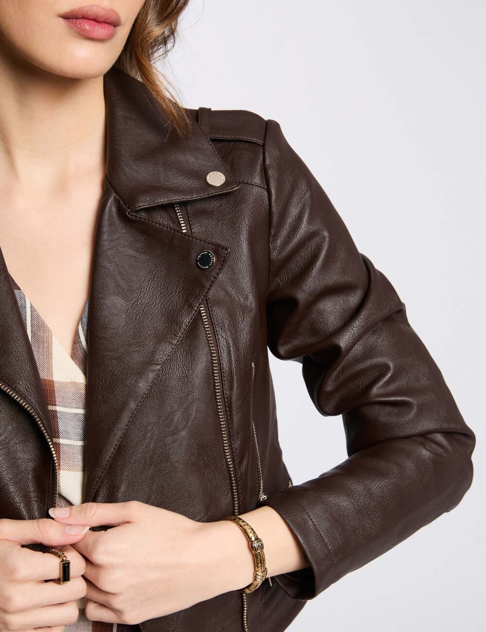 Blouson droit avec col crant&eacute; &agrave; revers marron fonc&eacute; femme