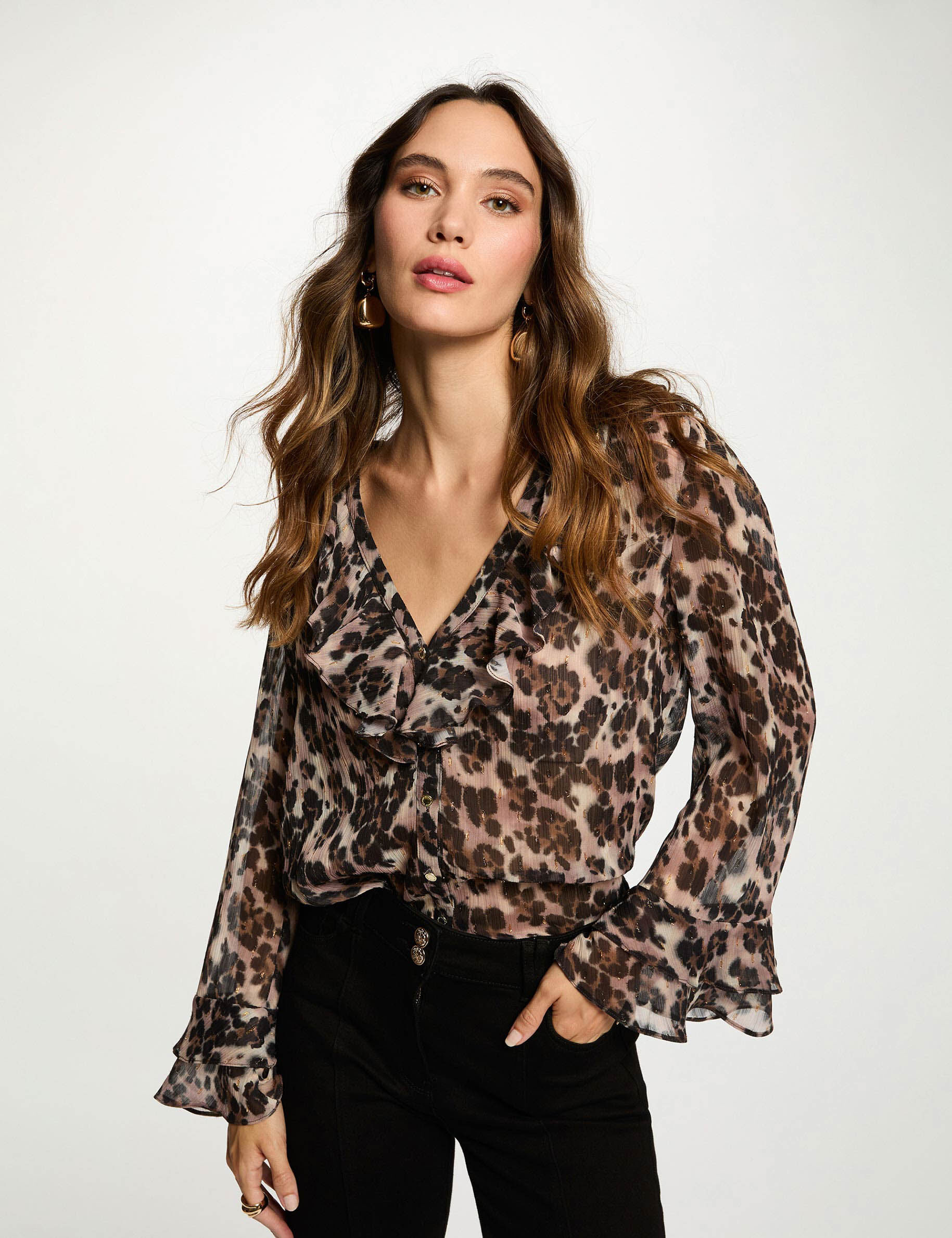 Chemise ajustée col v femme