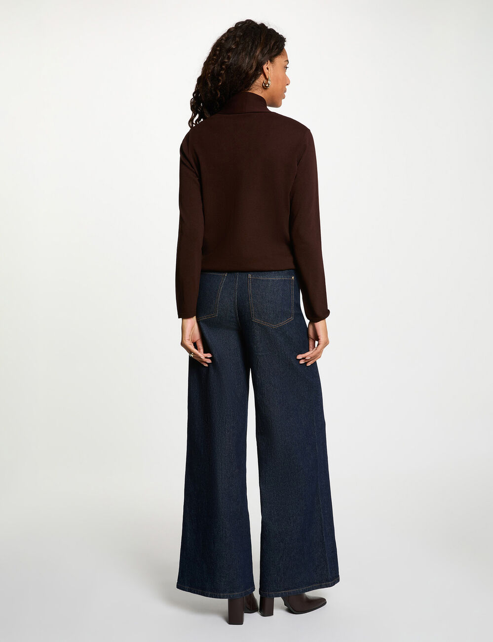 Pull col ch&acirc;le marron fonc&eacute; femme