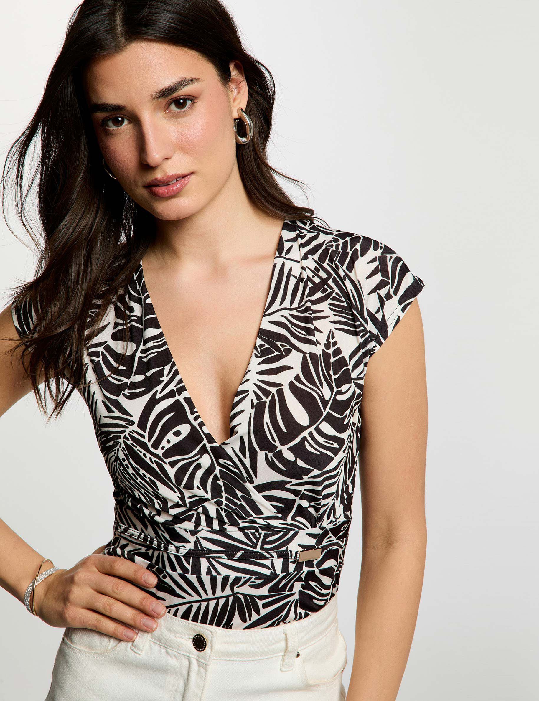 T shirt ajusté décolleté femme - vue 1