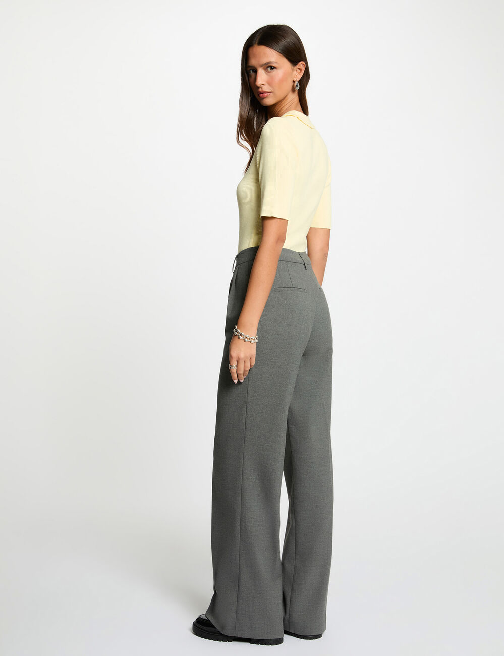 Pull col &agrave; revers jaune pastel femme