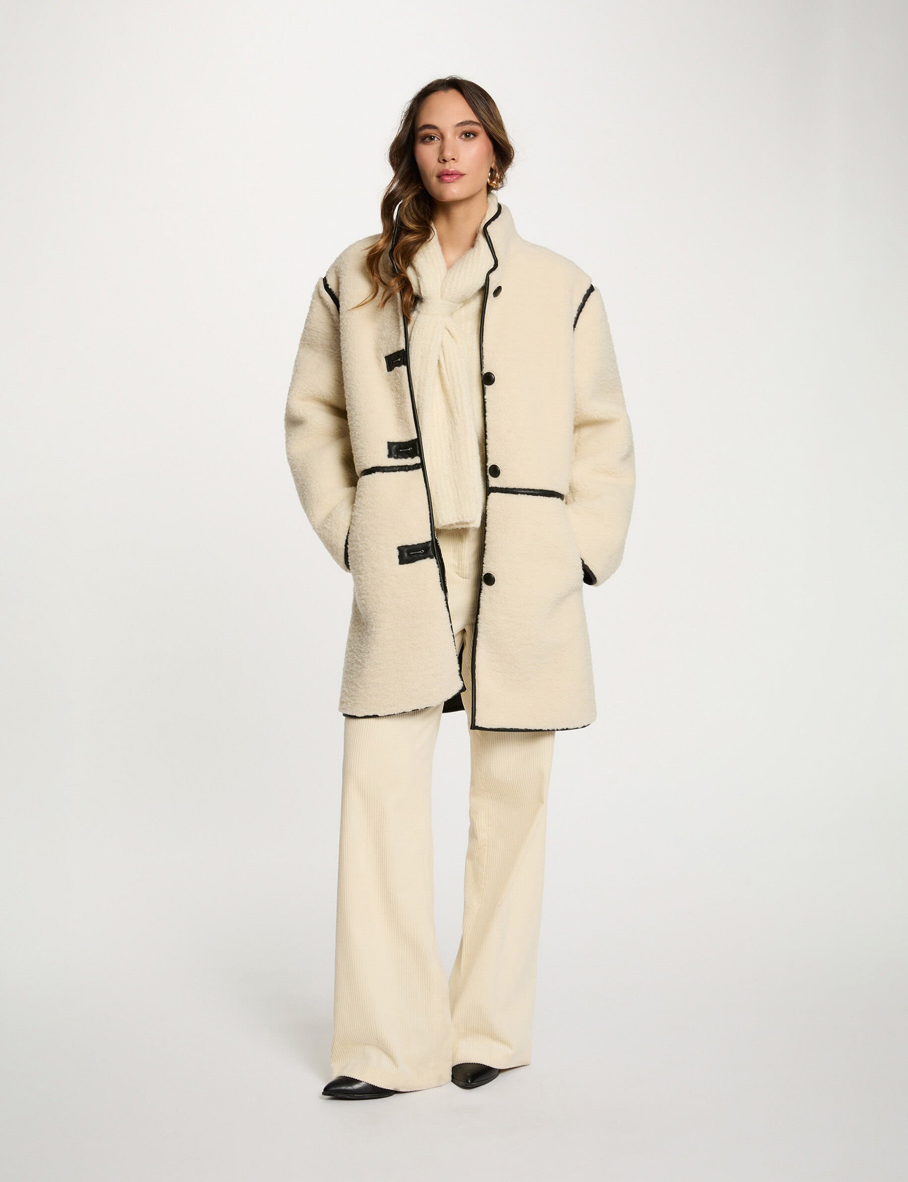 Manteau oversize duveteux beige femme