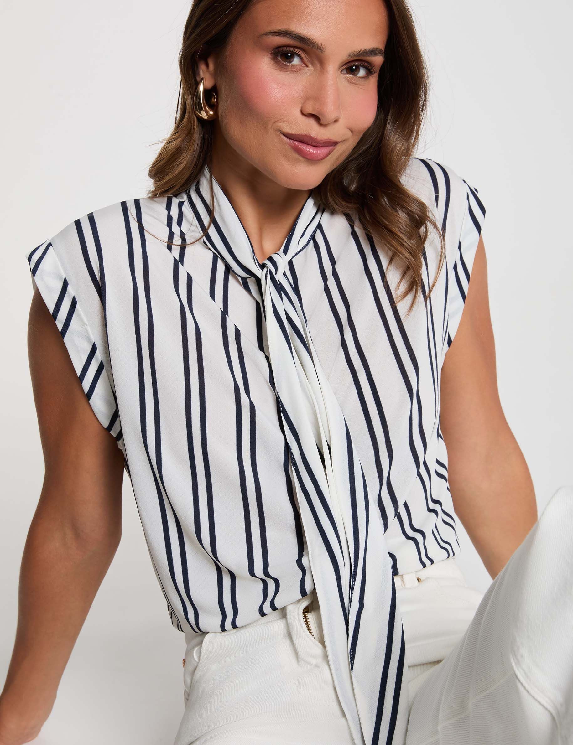 Chemise col lavallière blanc femme Chemise col lavallière blanc femme