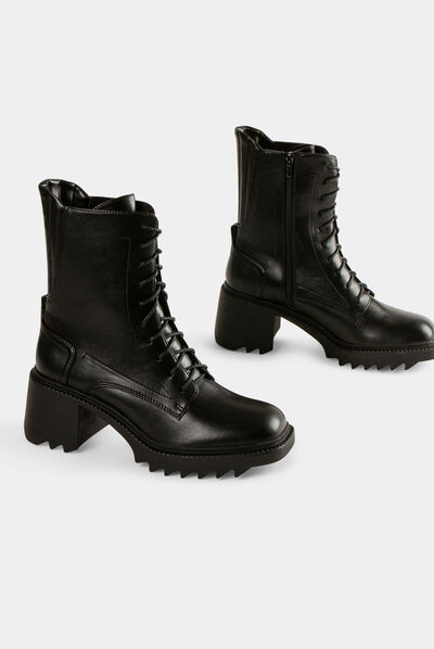 Bottines crantées à talons noir femme