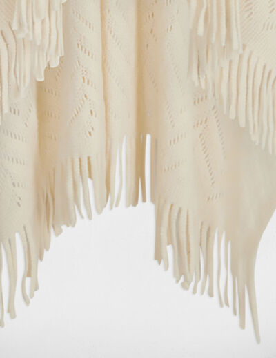 Cape tricot à franges ivoire femme