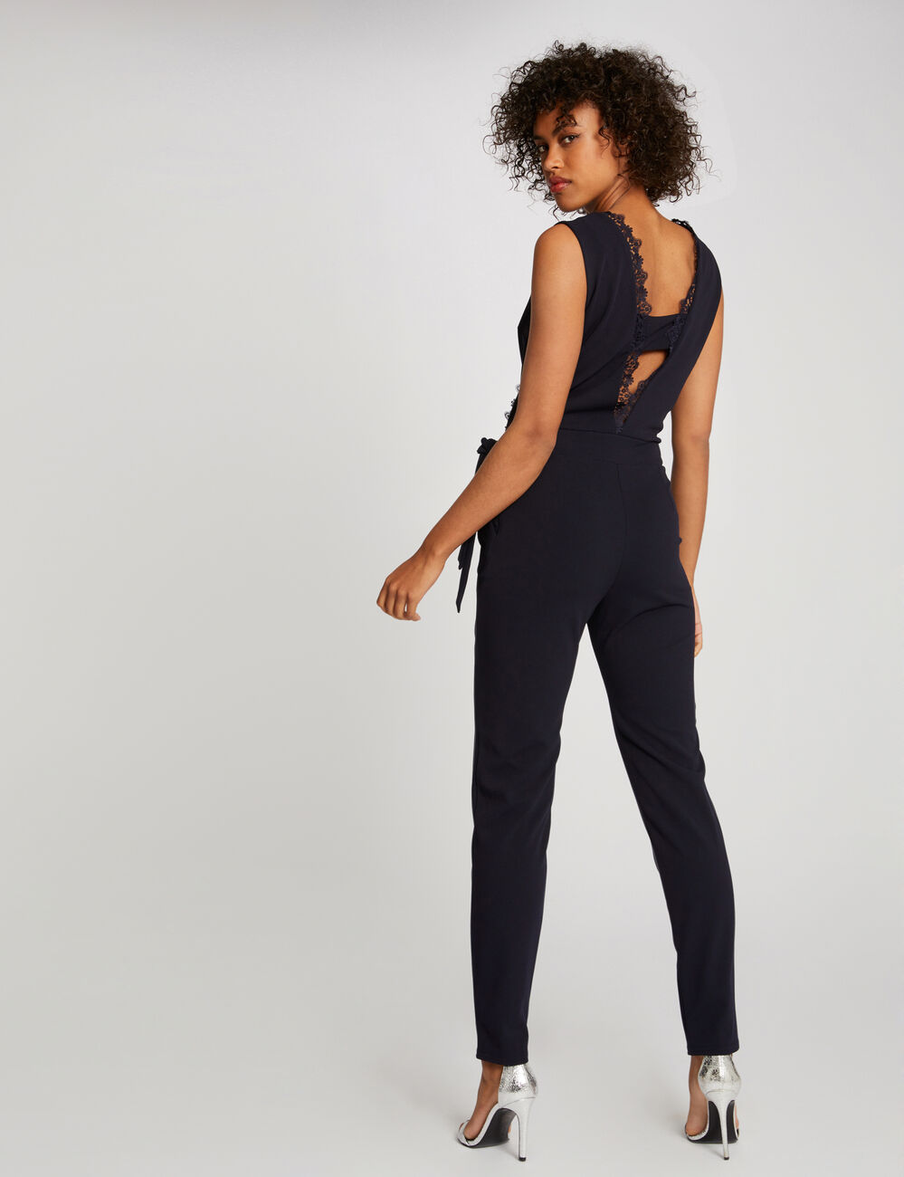 Combinaison droite dos ouvert dentelle marine femme