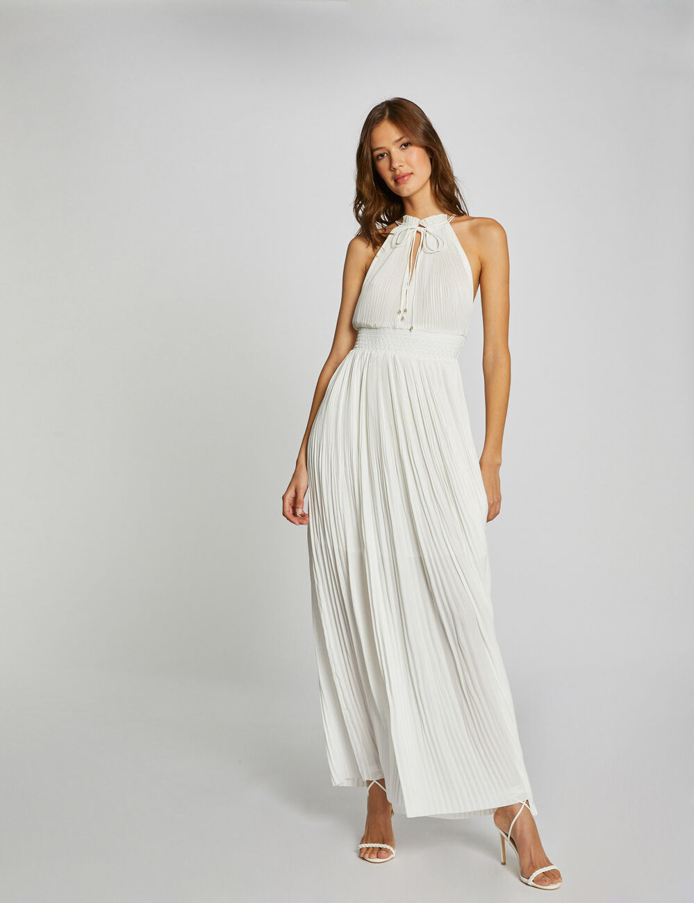 Robe longue &eacute;vas&eacute;e pliss&eacute;e ecru femme
