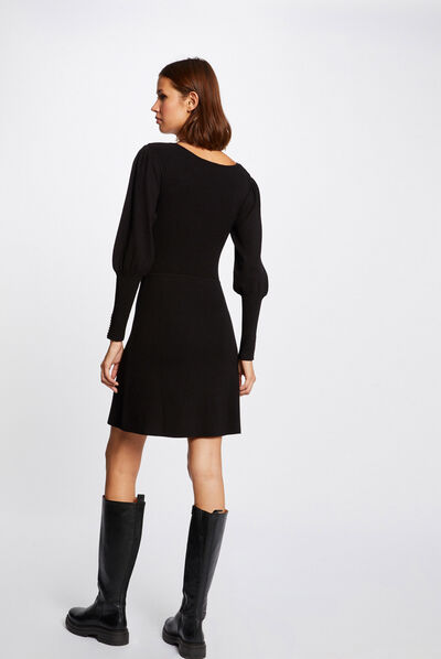 Robe pull patineuse avec col en V noir femme