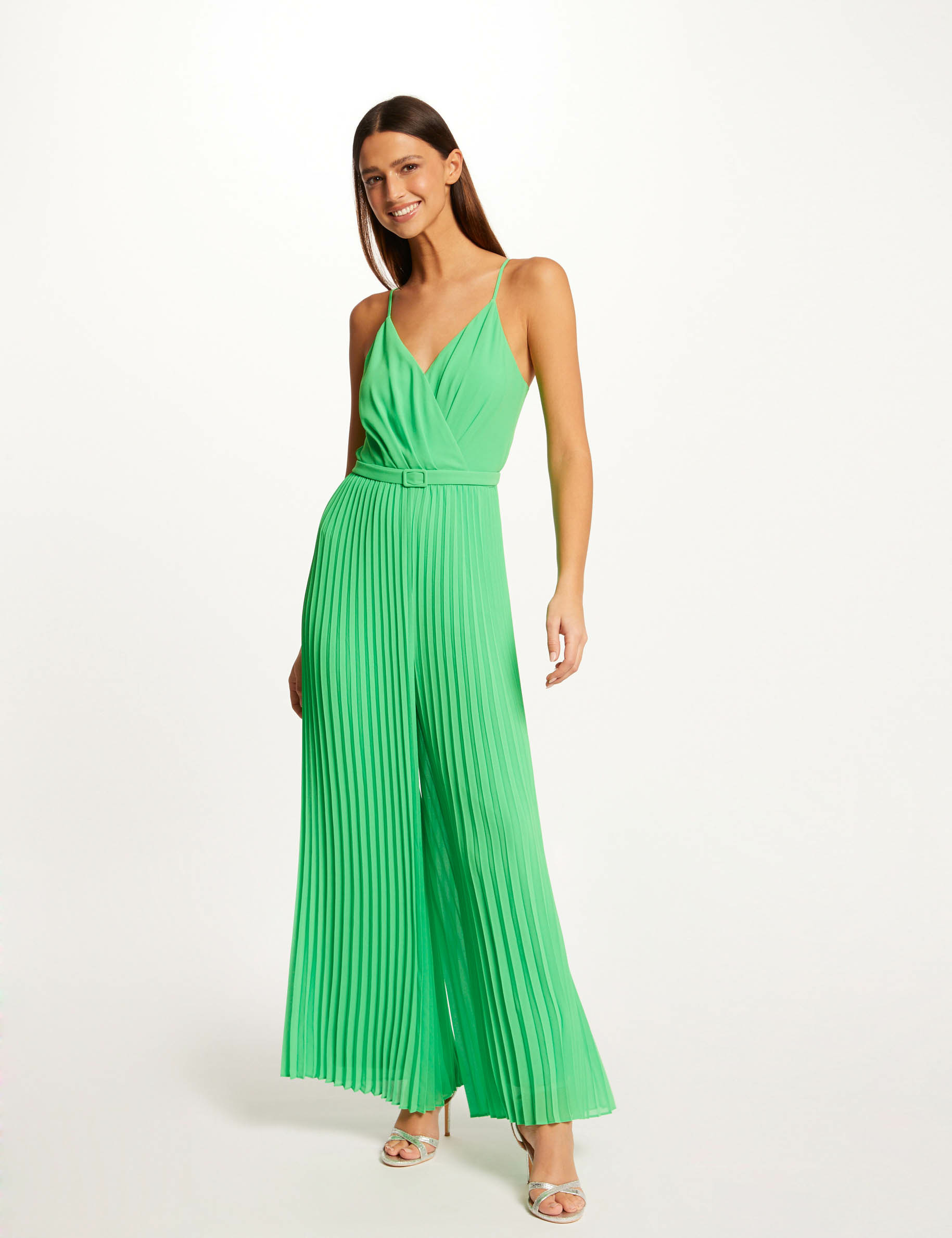Combinaison large plissée avec dos nu vert femme Combinaison large plissée avec dos nu vert femme