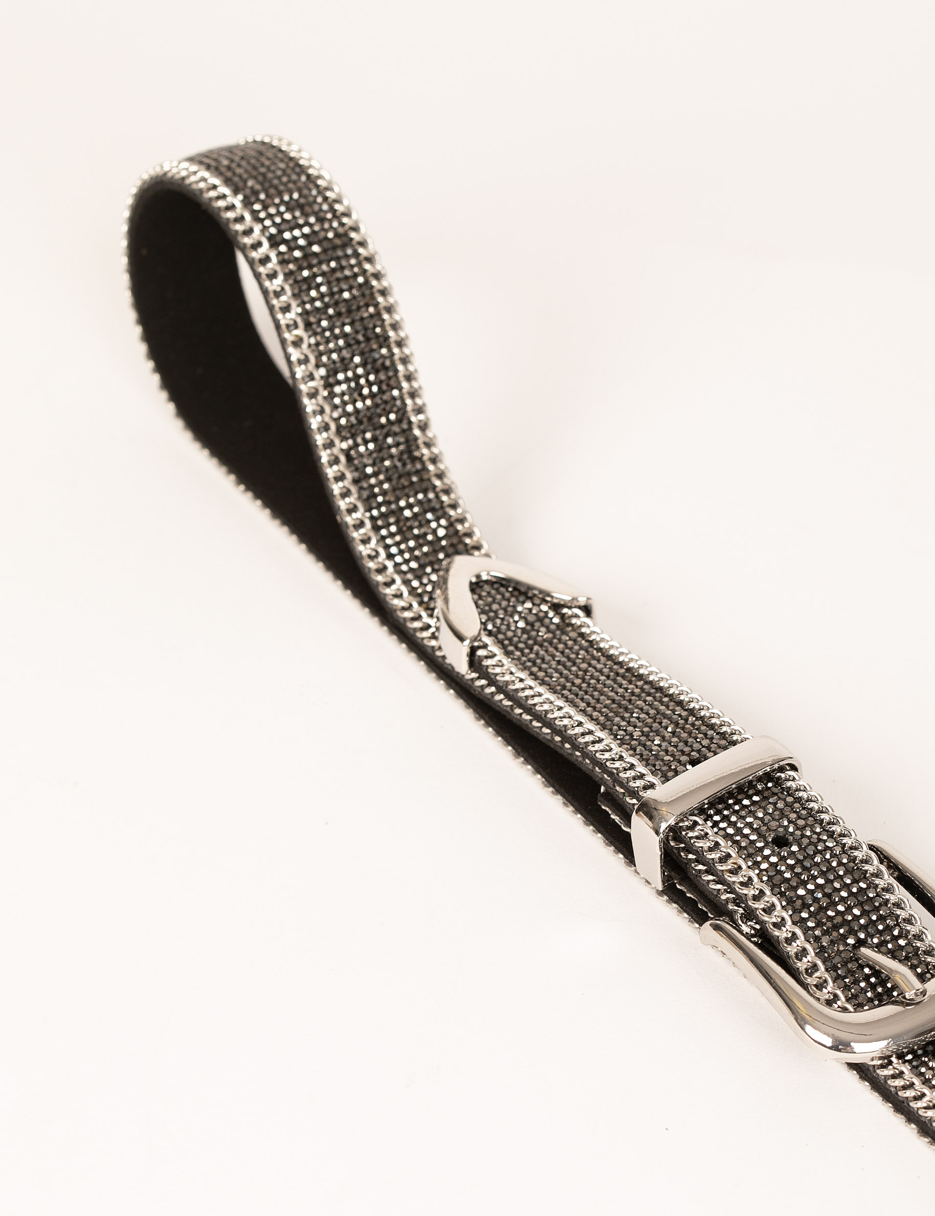 ceinture avec strass et details chaines gris clair femme Ceinture avec strass et détails chaînes gris clair femme