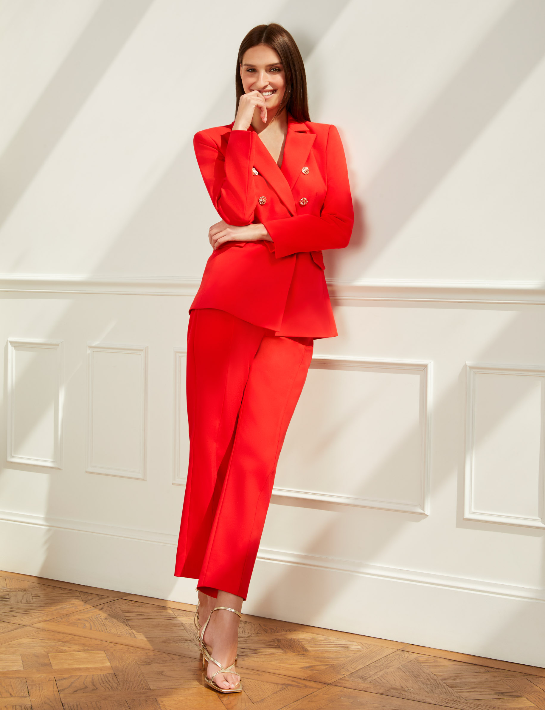 Pantalon city ajusté avec boutons rouge femme