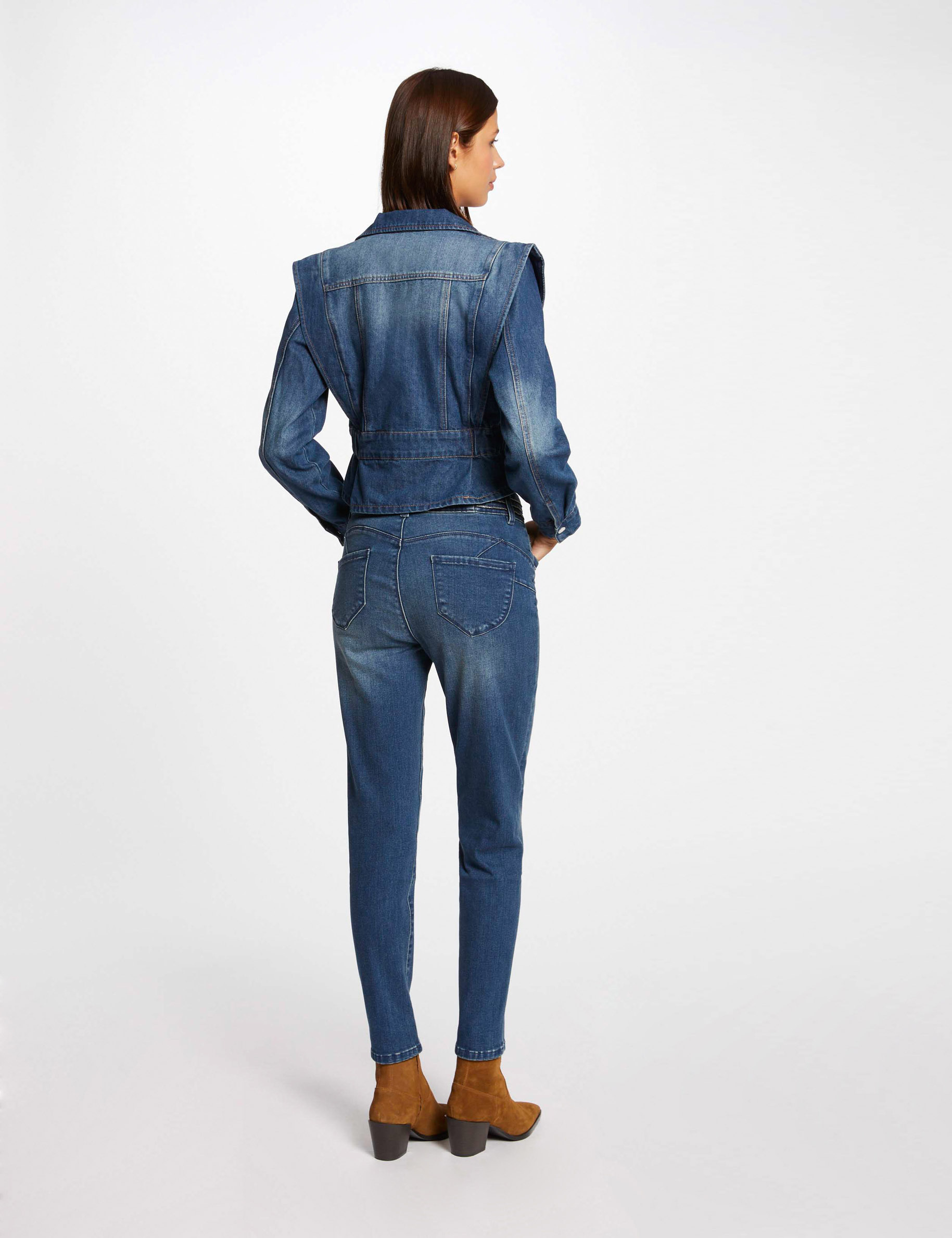 Veste cintrée en jean avec épaulettes jean stone femme Veste cintrée en jean avec épaulettes jean stone femme