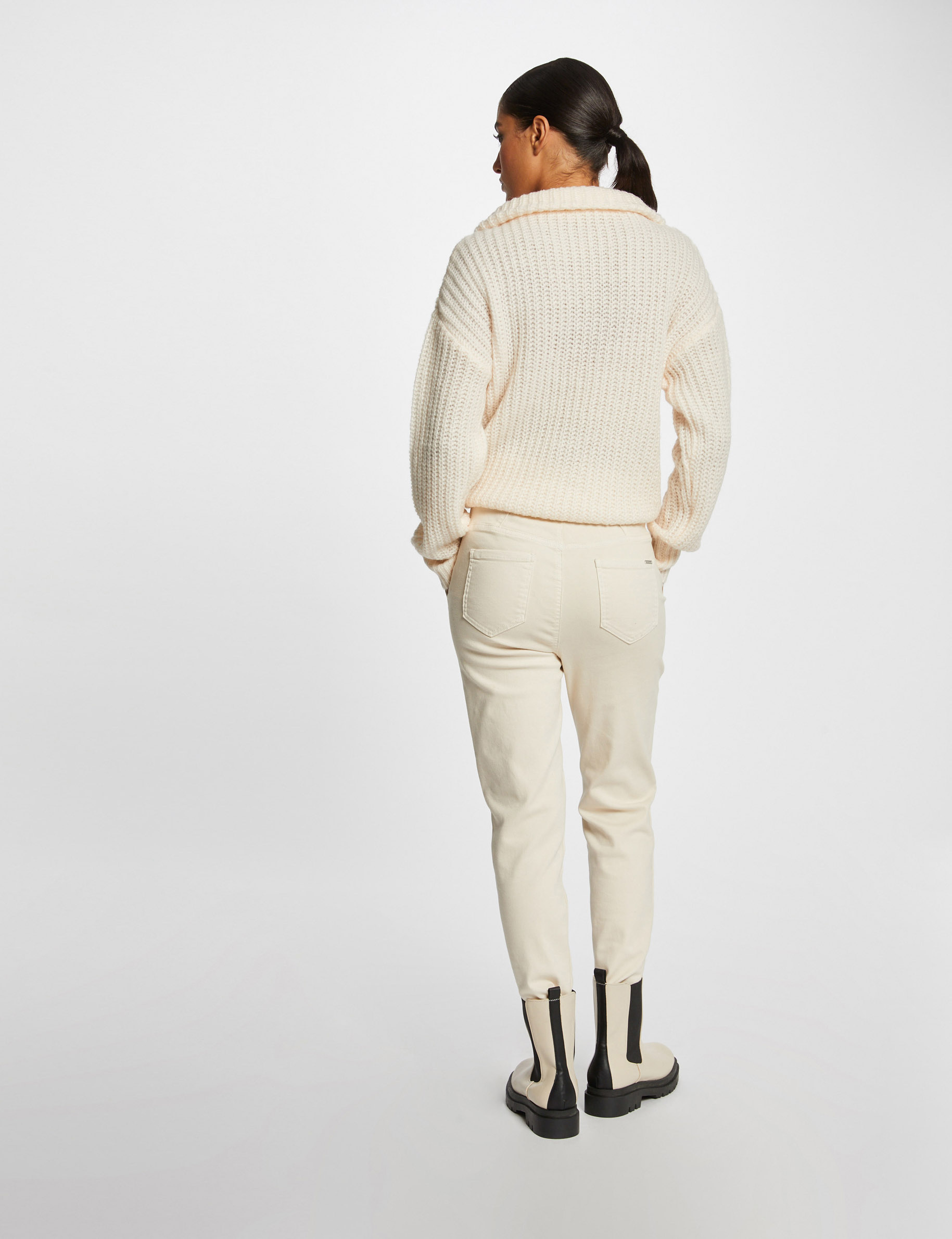 Pull manches longues à col montant zippé ivoire femme Pull manches longues à col montant zippé ivoire femme