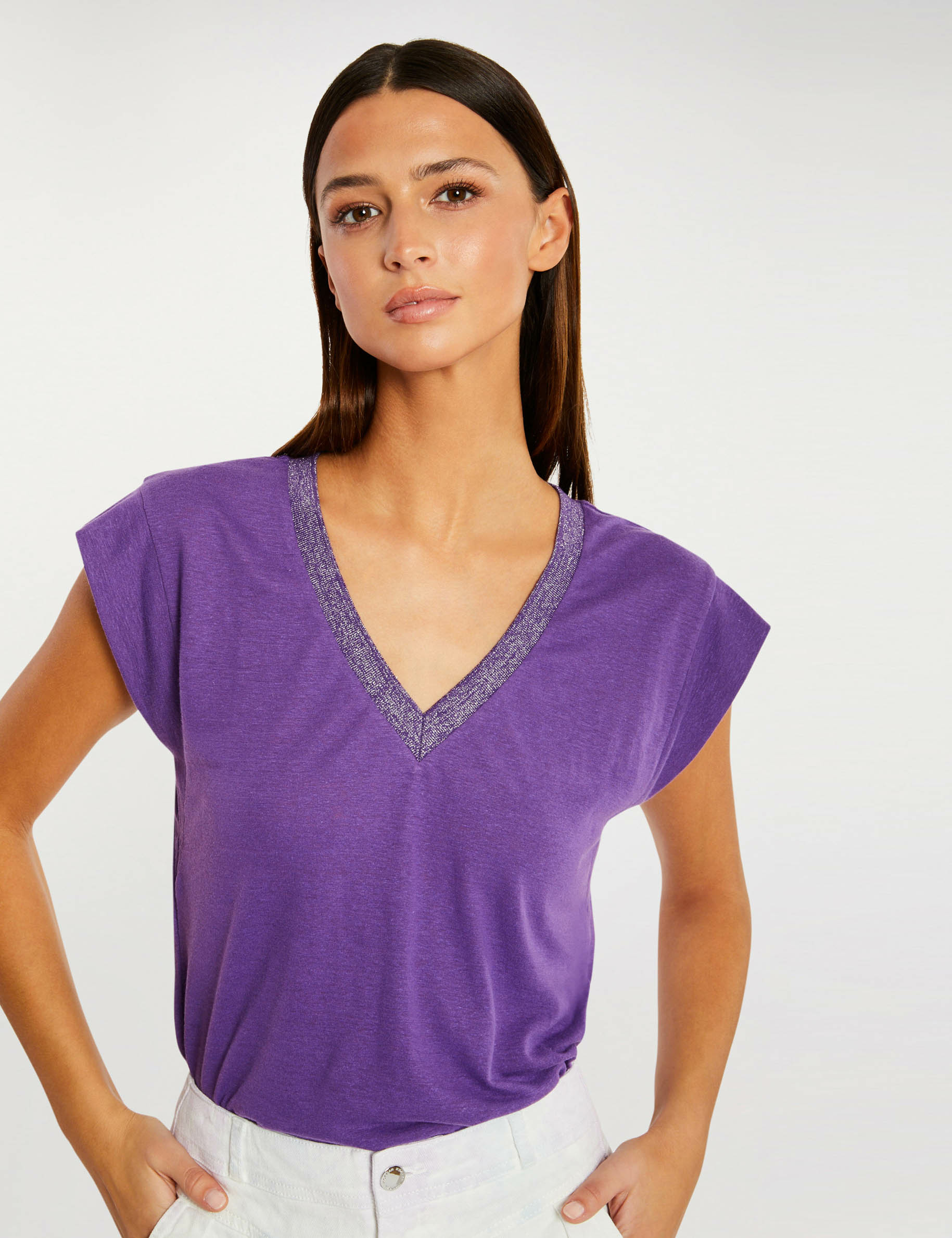 T-shirt manches courtes à col en V violet fonce femme T-shirt manches courtes à col en V violet fonce femme