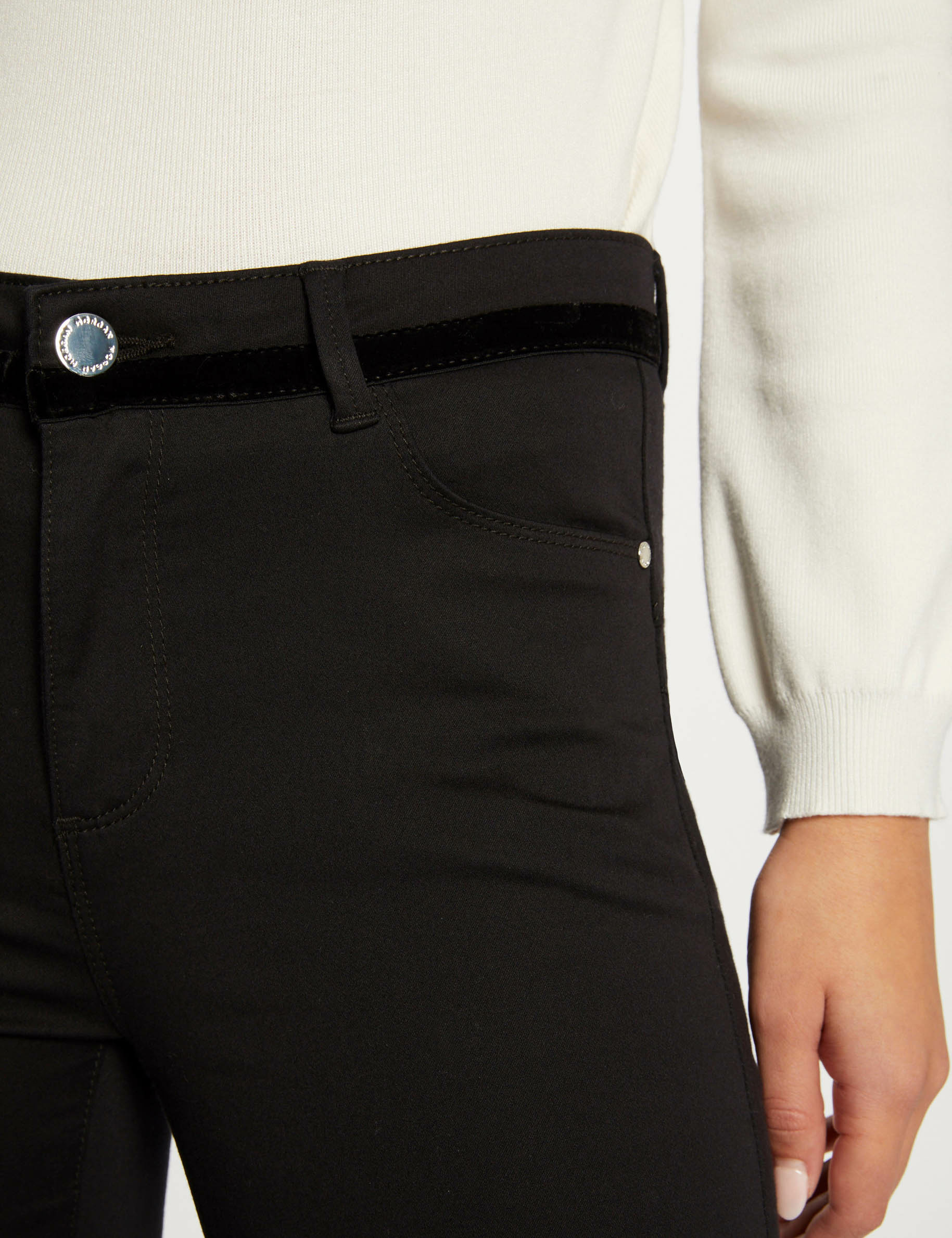 pantalon skinny enduit a details velours noir femme Pantalon skinny enduit à détails velours noir femme